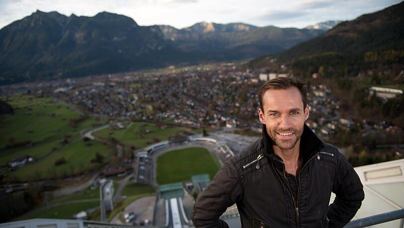 Sven Hannawald ist bisher der einzige Skispringer deem es gelang alle Springen innerhalb einer Tournee zu gewinnen. Sven Hannawald ist bisher der einzige Skispringer deem es gelang alle Springen innerhalb einer Tournee zu gewinnen.