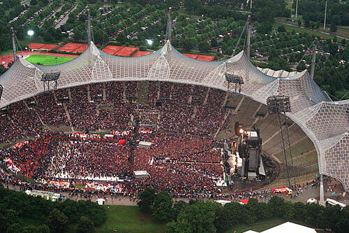 Olympiastadion: In den 70ern das Modernste, was Design-mäßig herging. Vielleicht wird's ja doch mal wieder als Fußball-Stadion reaktiviert. Die Löwen werfen immer wieder gerne ein Auge darauf.