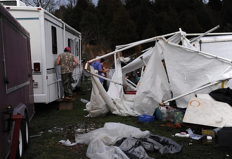 Gleich mehrere Tornados fegten am Freitag über die USA hinweg. Mindestens 28 Menschen kamen ums Leben.