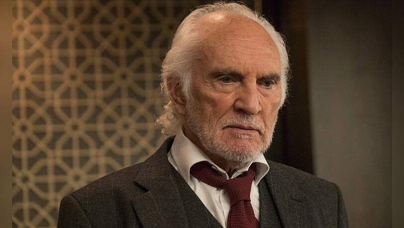 Terence Stamp 2020 in einem seiner letzten Filmprojekte, "Murder Mystery".