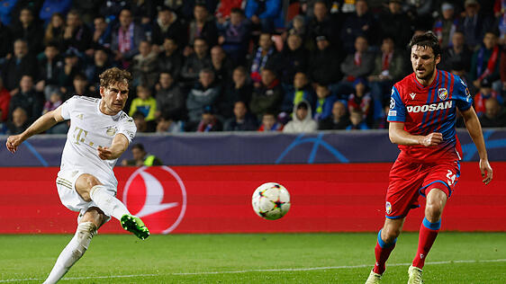 Leon Goretzka trifft doppelt gegen Pilsen.