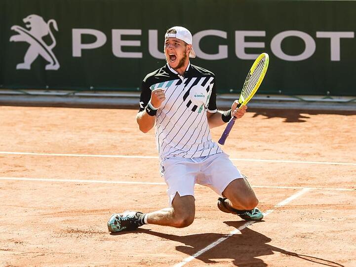 Jan-Lennard Struff kriegt es im Achtelfinale mit der Nummer Eins, Novak Djokovic, zu tun.
