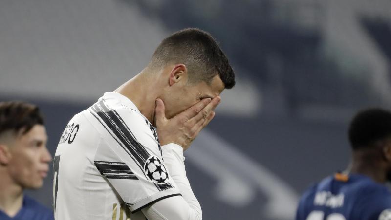 Juventus-STarspieler Cristiano Ronaldo kann das Aus nicht fassen.