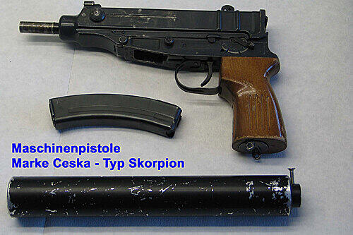 Die Polizei geht davon aus, dass das die Tatwaffe ist.