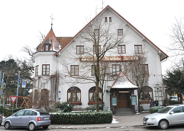 Im Landgasthof &bdquo;Deutsche Eiche&ldquo; gibt es seit 112 Jahren bayerische Spezialitäten.