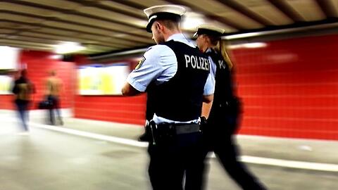 Die Bundespolizei ermittelt gegen die Frau wegen Hausfriedensbruchs und Vornahme einer Betriebsstörung. (Symbolbild)