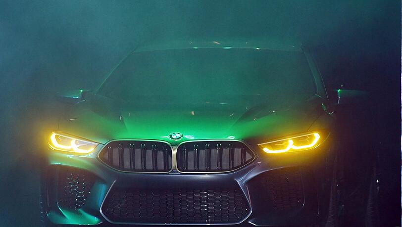 Laut, schnell und wahnsinnig teuer - die Highlights vom Genfer Autosalon. Klicken Sie sich durch! Laut, schnell und wahnsinnig teuer - die Highlights vom Genfer Autosalon. Klicken Sie sich durch!