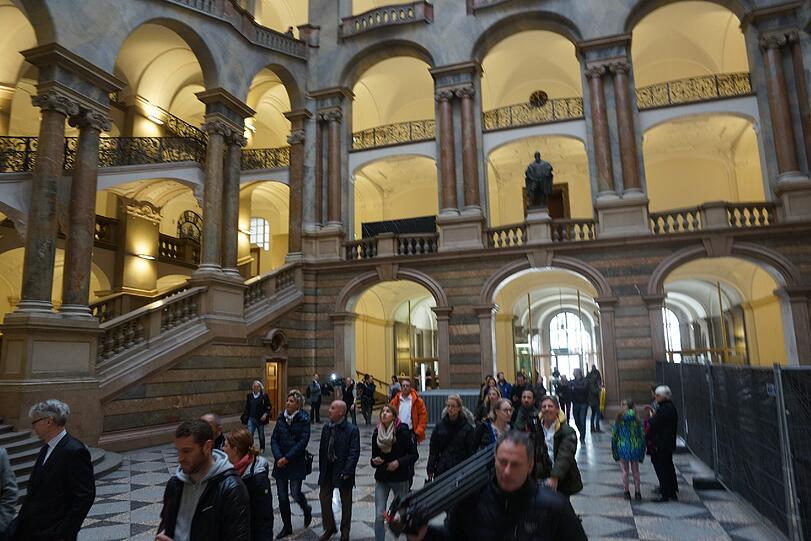 Bilder aus dem Justizpalast und dem Gerichtssaal, in dem der Steuer-Prozess um Uli Hoeneß stattfindet.