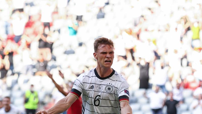 Joshua Kimmich ließ seinen Emotionen freien Lauf. Joshua Kimmich ließ seinen Emotionen freien Lauf.