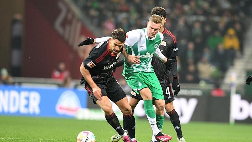 Rani Khedira (l) und Union Berlin gewannen nach 0:1-Rückstand in Bremen noch mit 2:1.