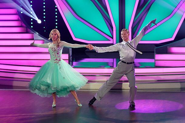 Katja Burkard und Profitänzer Paul Lorenz schwebten 2015 gemeinsam übers "Let's Dance"-Parkett.