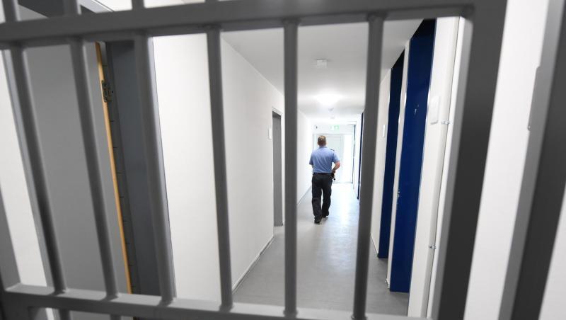 Abschiebegefängnis Darmstadt: Das Bundesinnenministerium will das strenge Trennungsgebot zwischen Abschiebungs- und Strafgefangenen aussetzen. Abschiebegefängnis Darmstadt: Das Bundesinnenministerium will das strenge Trennungsgebot zwischen Abschiebungs- und Strafgefangenen aussetzen.