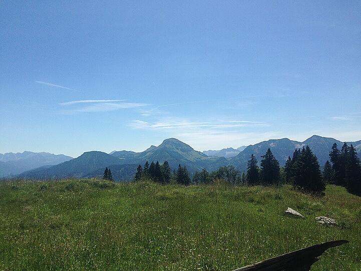 Dieser schöne Ausblick erwartet Sie auf der Hochalm.