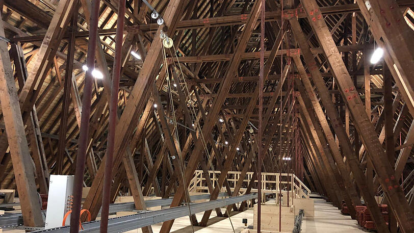 Beeindruckend: So sieht der Dachstuhl der Frauenkirche aus.