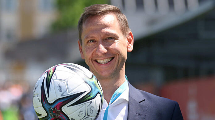 Der Mann der Zahlen beim TSV 1860: Marc-Nicolai Pfeifer.
