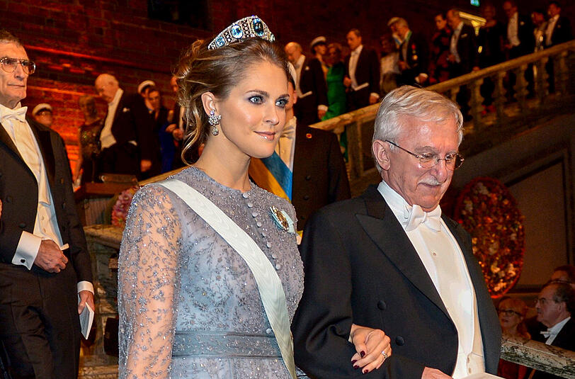Prinzessin Madeleine von Schweden mit dem Biochemiker Paul Modrich beim Nobelpreis-Bankett.