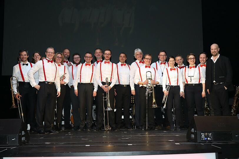 Groove Hospital bekam den Monaco von Moderator Stephan Zinner überreicht