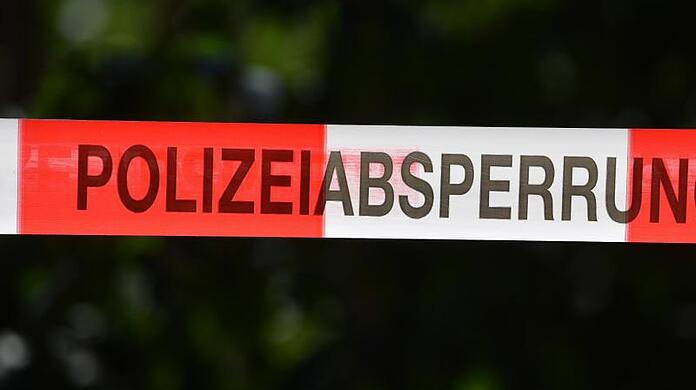 Der Notarzt konnte nur noch den Tod des 43-Jährigen feststellen. (Symbolbild)