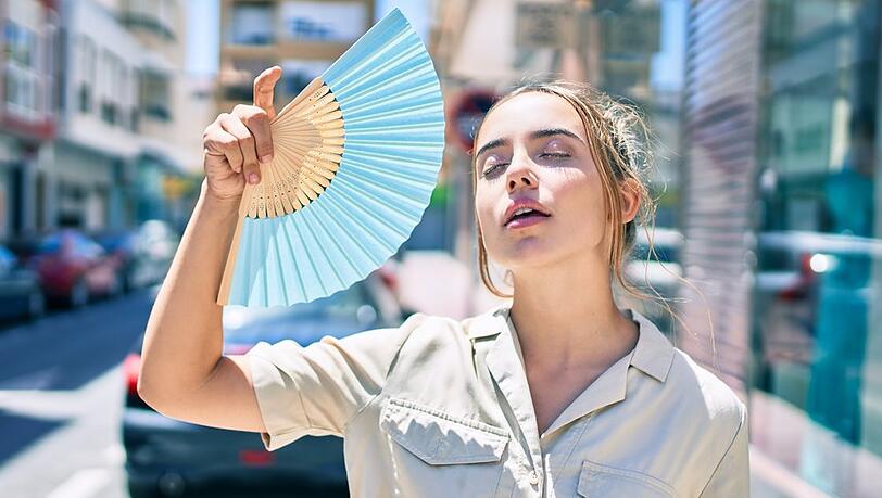 Hohe Temperaturen sind eine große Belastung für den Körper.