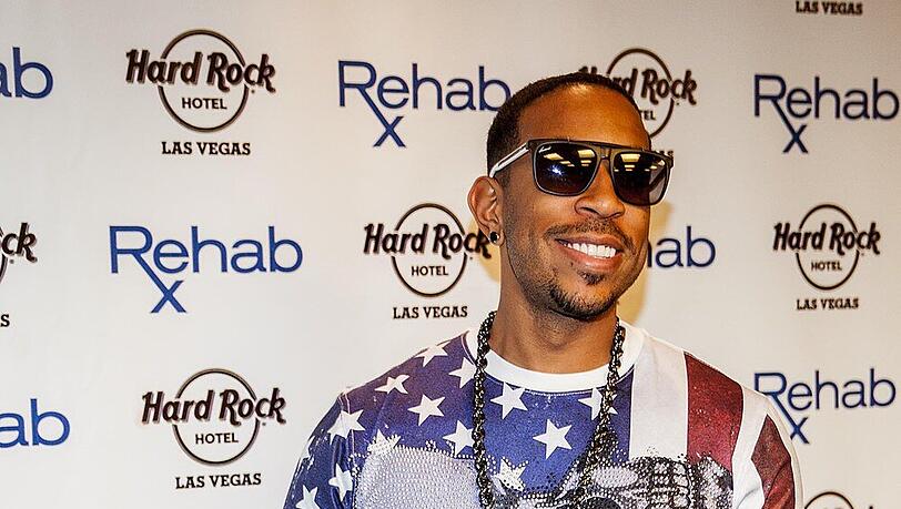 Ludacris war der Gastgeber der Pool-Party im Rehab Club Ludacris war der Gastgeber der Pool-Party im Rehab Club