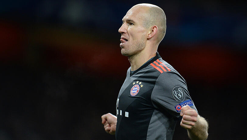 Arjen Robben spielt seit 2009 für den FC Bayern. Sein Vertrag läuft noch bis Sommer 2018. Arjen Robben spielt seit 2009 für den FC Bayern. Sein Vertrag läuft noch bis Sommer 2018.