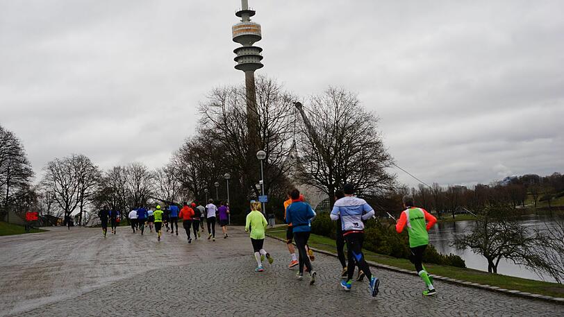 Der 20-Kilometer-Lauf markiert das Ende der Winterlauf-Serie im Münchner Olympiapark. (Archivbild)