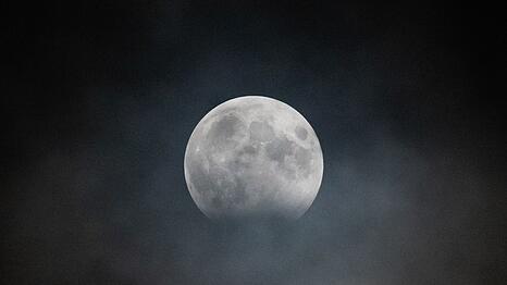 Die Bundesregierung will binnen fünf Jahren 35 Milliarden Euro für Weltraumprojekte und eine Sicherheitsarchitektur im All bereitstellen. (Symbolbild)