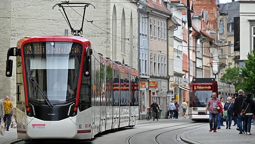 Im ÖPNV sind Straßenbahnen ein wichtiges Rückgrat. Im ÖPNV sind Straßenbahnen ein wichtiges Rückgrat.