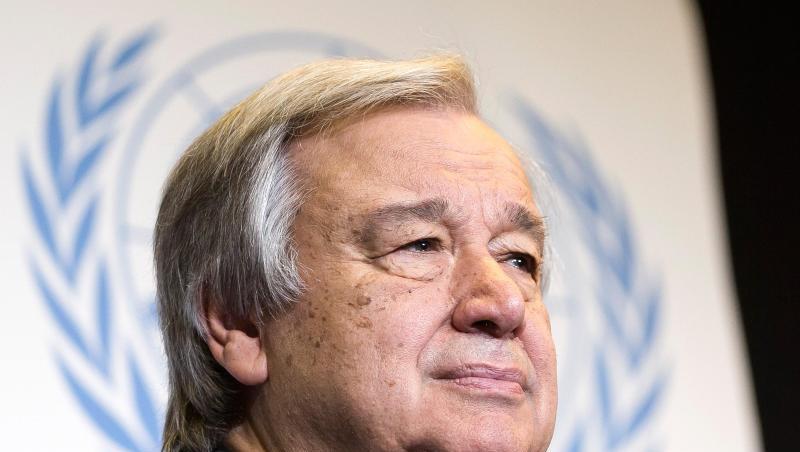 UN-Generalsekretär António Guterres: "Viele Frauen und Mädchen sind dort am meisten bedroht, wo sie am sichersten sein sollten: Bei sich zuhause.". UN-Generalsekretär António Guterres: "Viele Frauen und Mädchen sind dort am meisten bedroht, wo sie am sichersten sein sollten: Bei sich zuhause.".