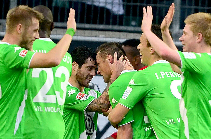 Momentan läuft's beim VfL Wolfsburg: Die Niedersachen sind Liga-Zweiter und damit erster Bayern-Verfolger.