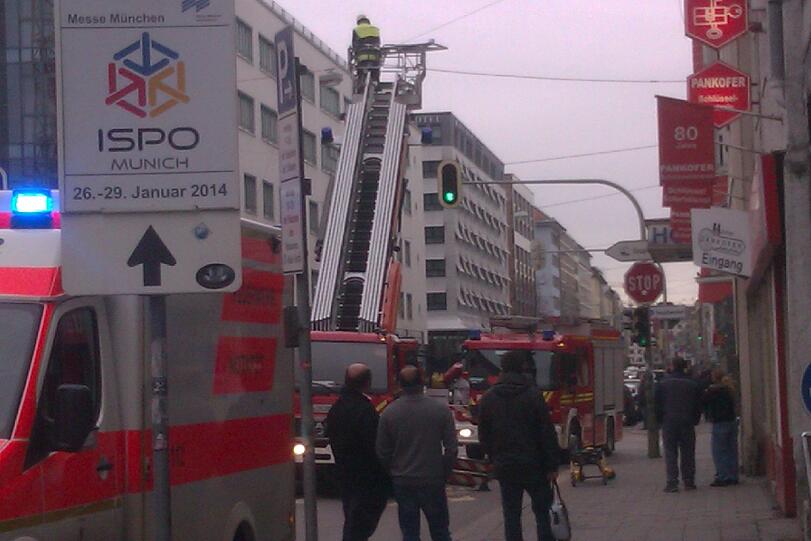 Spektakuläre Rettung in der Ludwigsvorstadt: Die Bilder vom Einsatz.