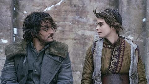 "Carnival Row": Orlando Bloom und Cara Delevingne übernehmen auch in Staffel zwei die Hauptrollen.