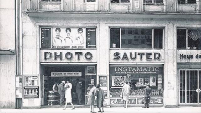 Die frühen 70er in der Sonnenstraße 26: Damals hieß das Geschäft noch "Photo Sauter". Lange war es das größte deutsche Fotofachgeschäft. Die frühen 70er in der Sonnenstraße 26: Damals hieß das Geschäft noch "Photo Sauter". Lange war es das größte deutsche Fotofachgeschäft.