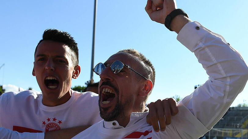 Die besten Bilder von der Bayern-Sause im Grünwalder Stadion zum Durchklicken.
