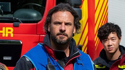 "Marie fängt Feuer": Seit Episode 17 spielt Stephan Luca die Rolle des Feuerwehrmannes Peter Angerer.