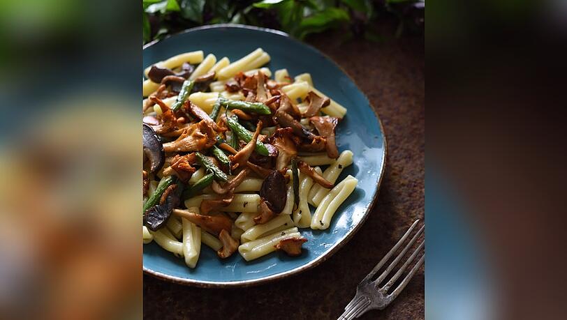 Ein herbstliches Pasta-Gericht, das zum Genießen einlädt.