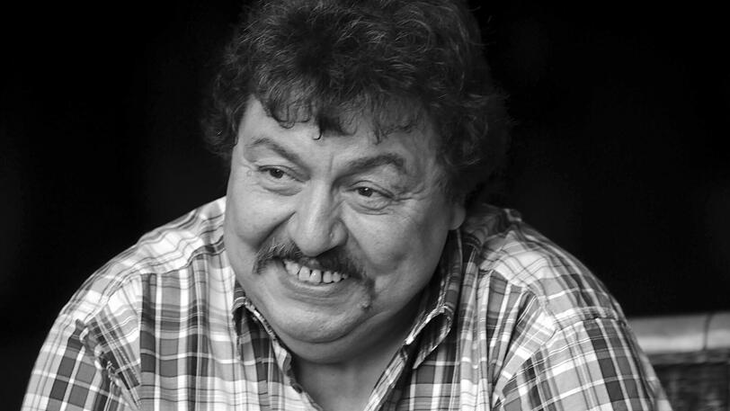 Erst in der DDR, später in der BRD: Achim Mentzel begeisterte die Deutschen seit den Siebziger Jahren als Moderator, Schauspieler und Musiker. Er starb am 4. Januar 2016 im Alter von 69 Jahren in Cottbus.