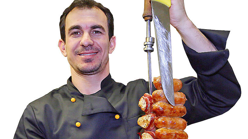 Im Grillrestaurant VIB wird der Spieß typisch brasilianisch an den Tisch serviert.