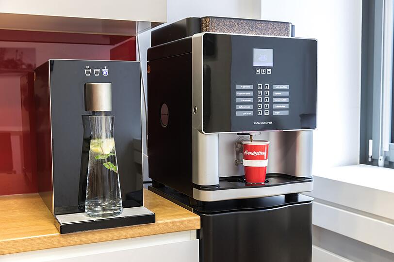 Getränke-Flat: Kaffee, Wasser, Cola und Säfte gehen aufs Haus.