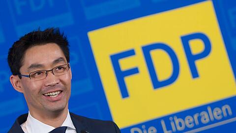 Endlich mal was zu lachen &ndash; auch wenn später die Regierungsbeteiligung futsch war: Philip Rösler gestern Abend in Berlin.
