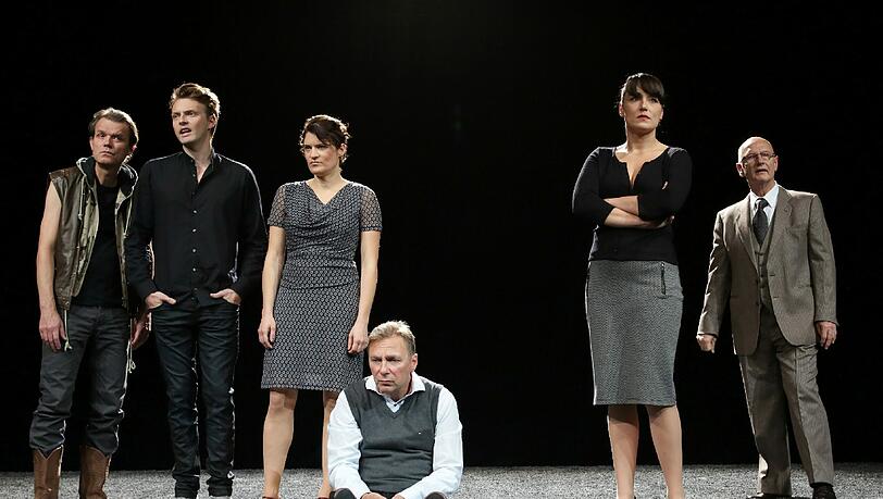Das Ensemble des Metropoltheaters. Das Ensemble des Metropoltheaters.