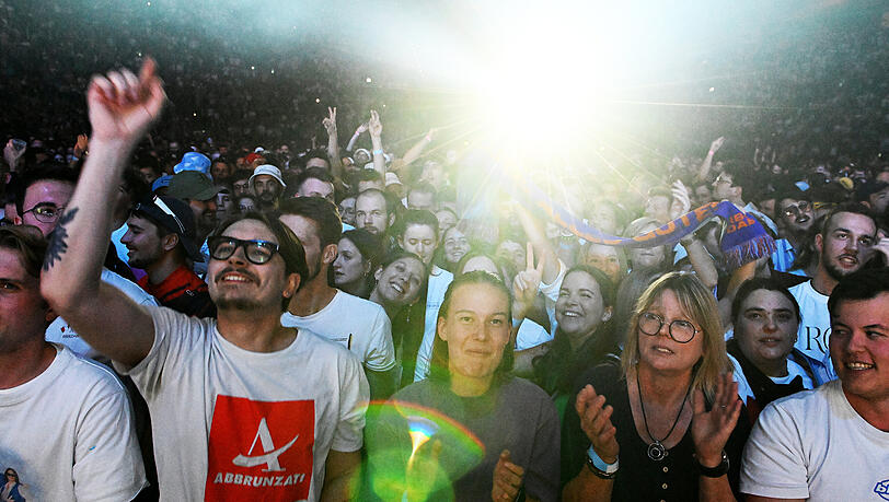 Wem es beim Konzert zu viel wird, der kann sich im Awareness-Raum erholen. Wem es beim Konzert zu viel wird, der kann sich im Awareness-Raum erholen.