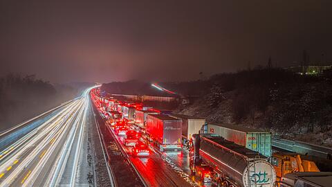 Der stundenlange Stau auf der A3 in Hessen hat sich aufgel&ouml;st.