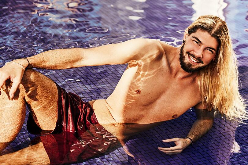 Dominik Lassnig (29) ist Barkeeper aus Wien und studiert Veterinärmedizin.
