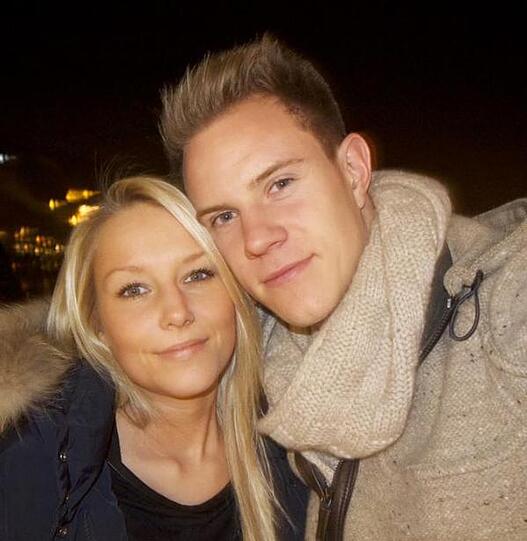 Barcelona-Keeper Marc-Andre ter Stegen mit seiner hübschen Daniela.