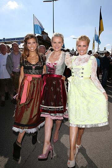 Cathy Hummels, Barbara Sturm und Jennifer Knäble