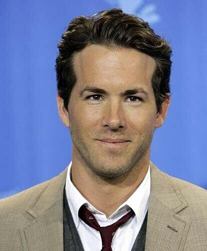 Sexiest Man Alive 2010: Ryan Reynolds