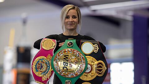 Am Samstag kann Tina Rupprecht als erste Deutsche Weltmeisterin aller vier Box-Verbände werden.