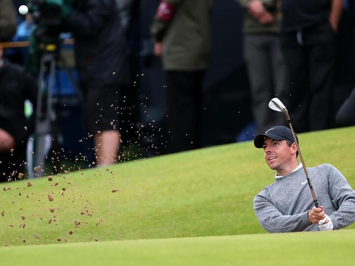 Nordirlands Golfstar Rory McIlroy ist bei der British Open vorzeitig ausgeschieden.