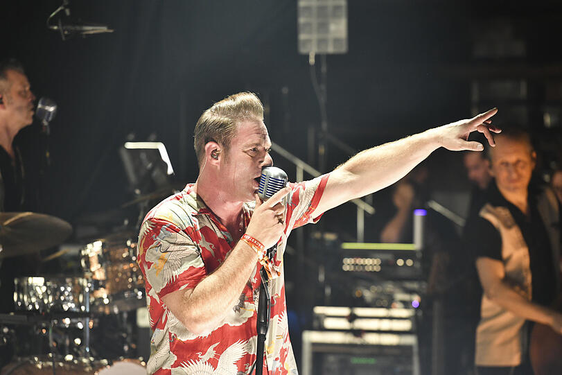 Sasha alias Dick Brave ist der Hauptact. Sasha alias Dick Brave ist der Hauptact.